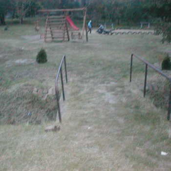 Játszótér a parkban