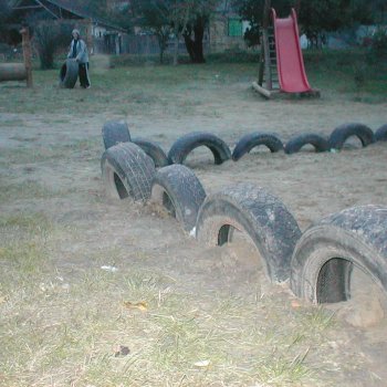 Játszótér a parkban