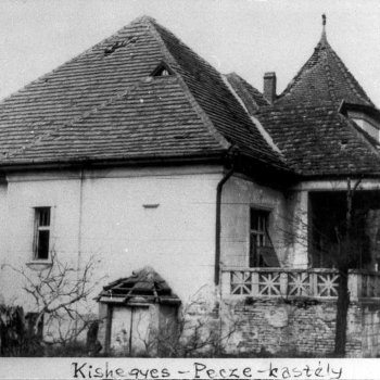 Pecze kastély