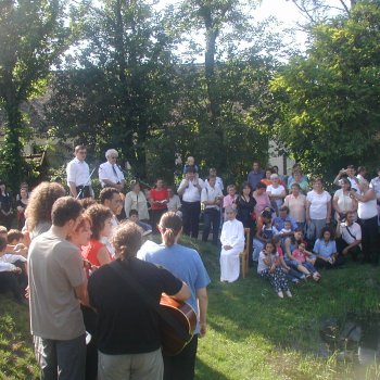 Szentelkedés a Kátai tónál