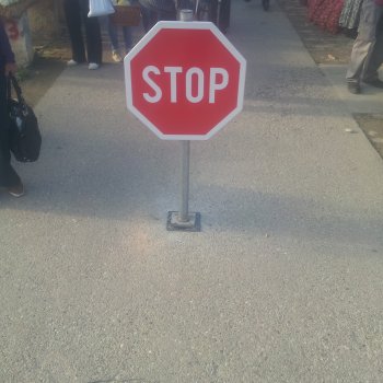 Piactéri stoptábla