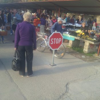 Piactéri stoptábla