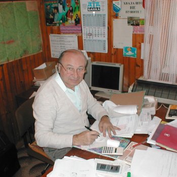 Helyi Közösség - Járdák Betonozása