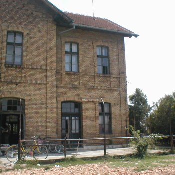 Vasútállomás és környéke