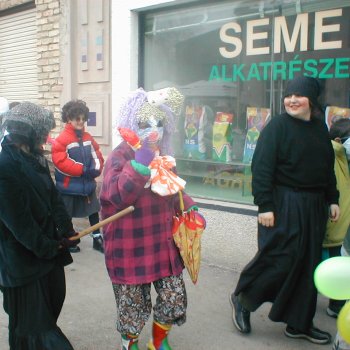 Farsangi felvonulás