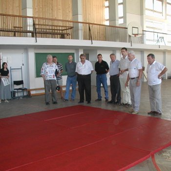 Birkózok adományoznak